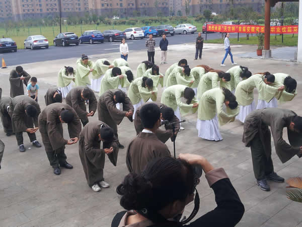 秋浦書院與全球十萬華人，同祭孔共讀經(jīng)